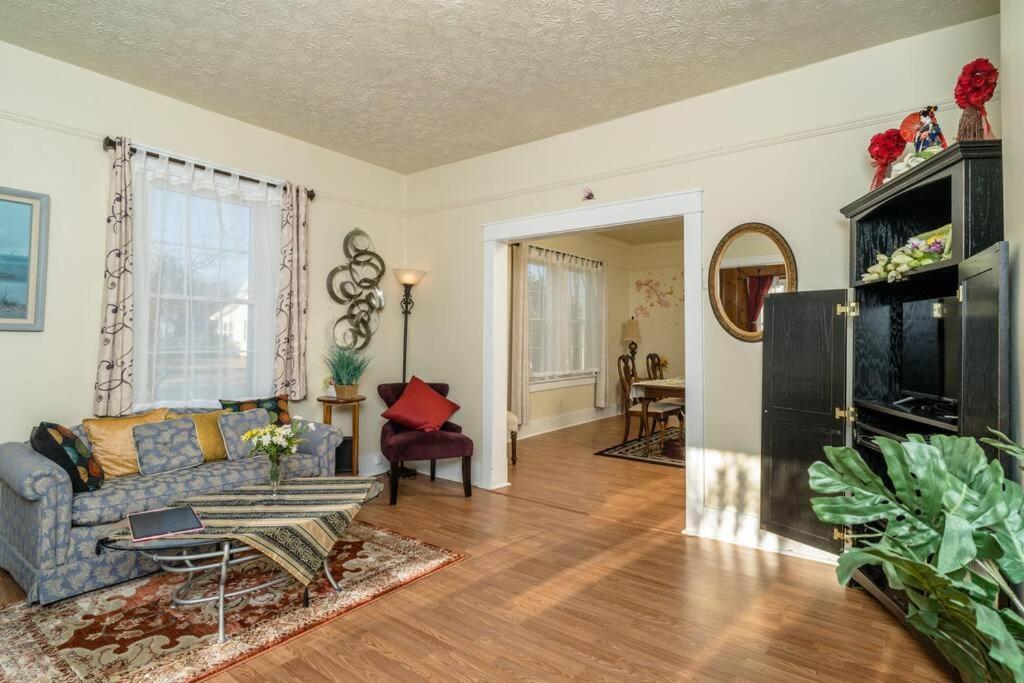 Dog And Family Friendly 4Br W Wifi And Fenced Yard By Zen Living Short Term Rental Luray Exterior photo