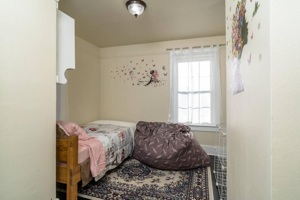Dog And Family Friendly 4Br W Wifi And Fenced Yard By Zen Living Short Term Rental Luray Exterior photo